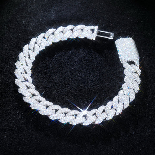 925S & VVS MOISSANITE 10MM CUBAN BRACELET Hover Image