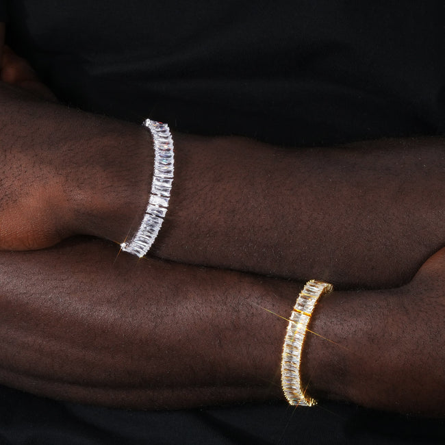 Gold-Plated AAA CZ Hollow Retro Bracelet Hover Image