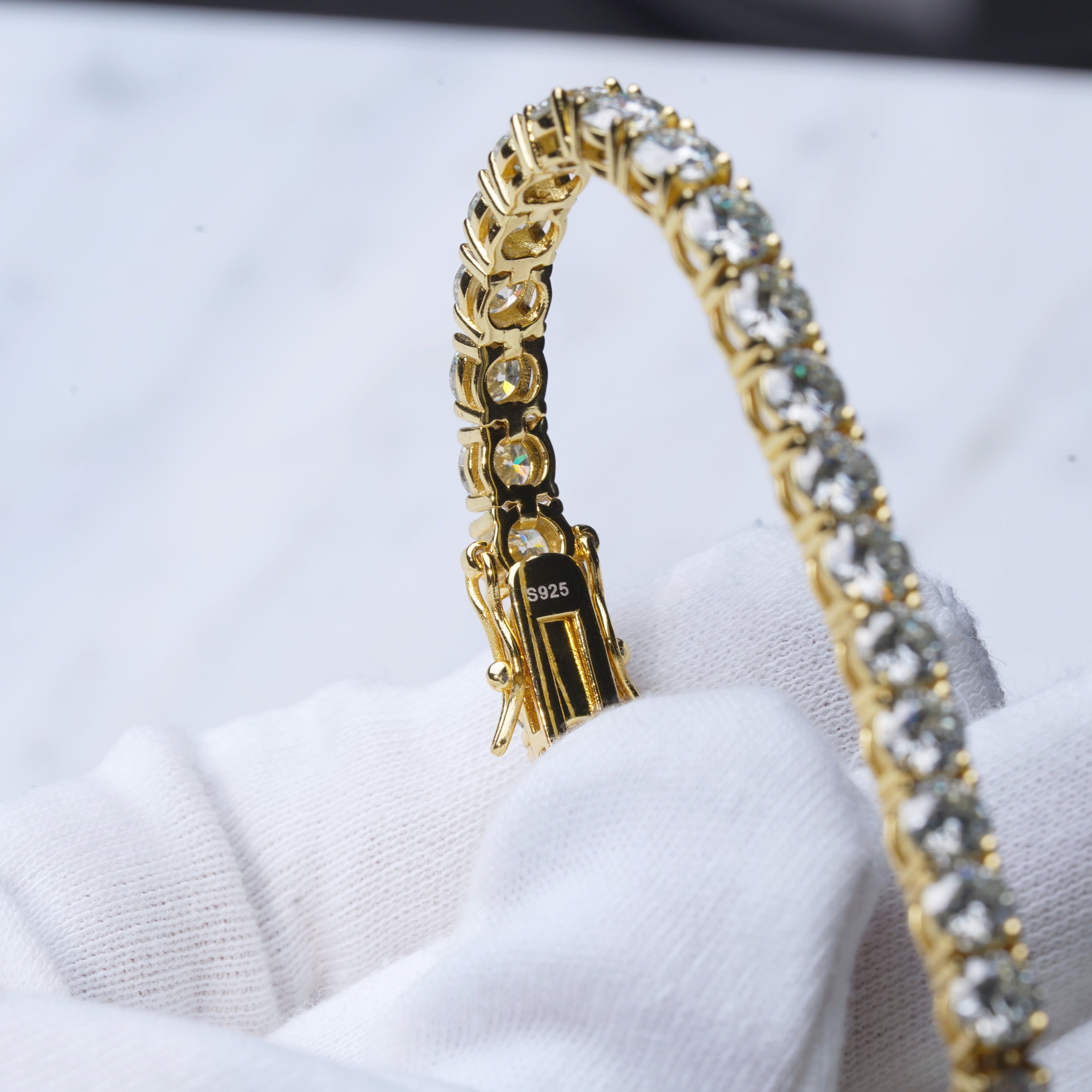 4MM 925S & VVS Moissanite Tennis Bracelet 18K Gold