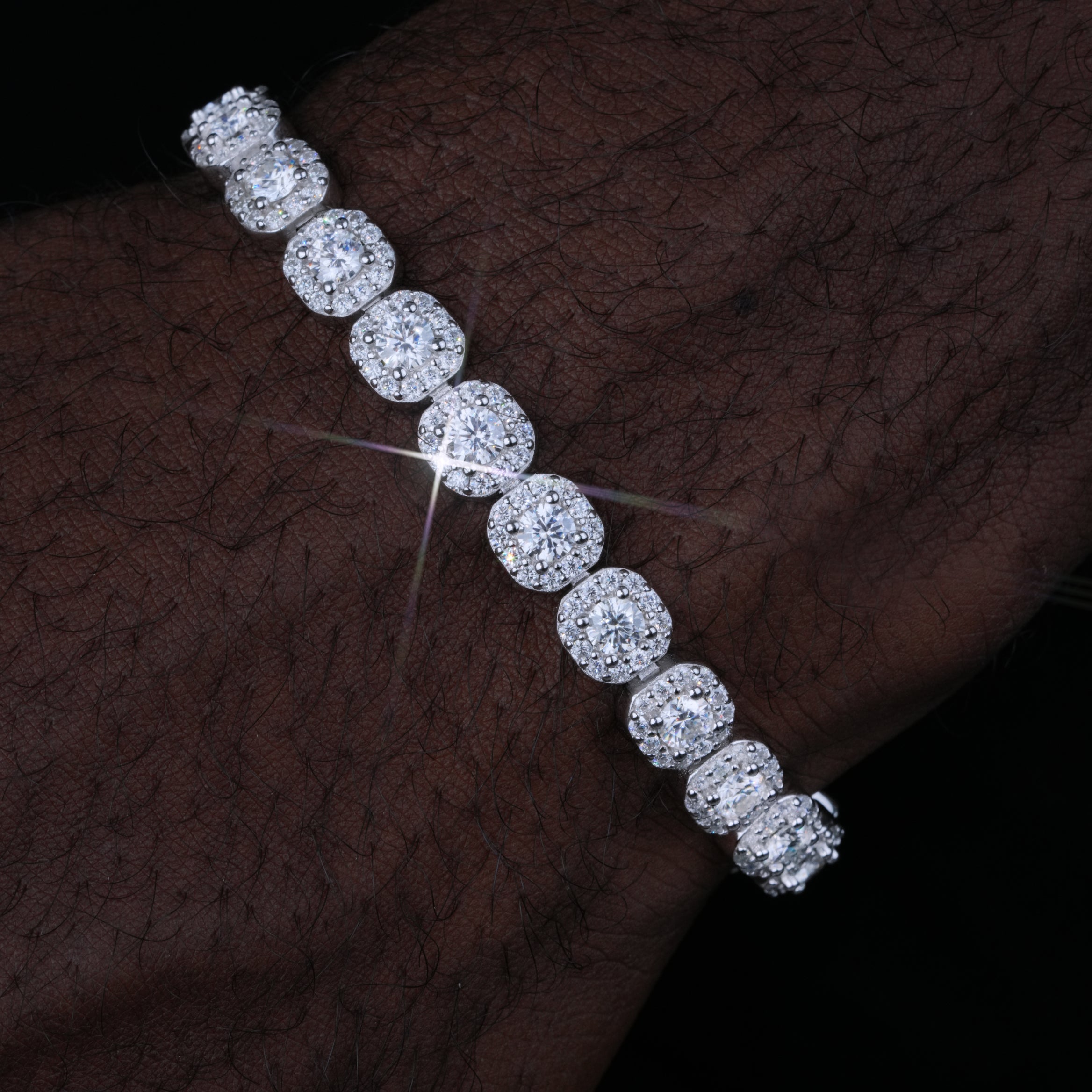 VVS Moissanite 8MM Clustered Tennis Bracelet