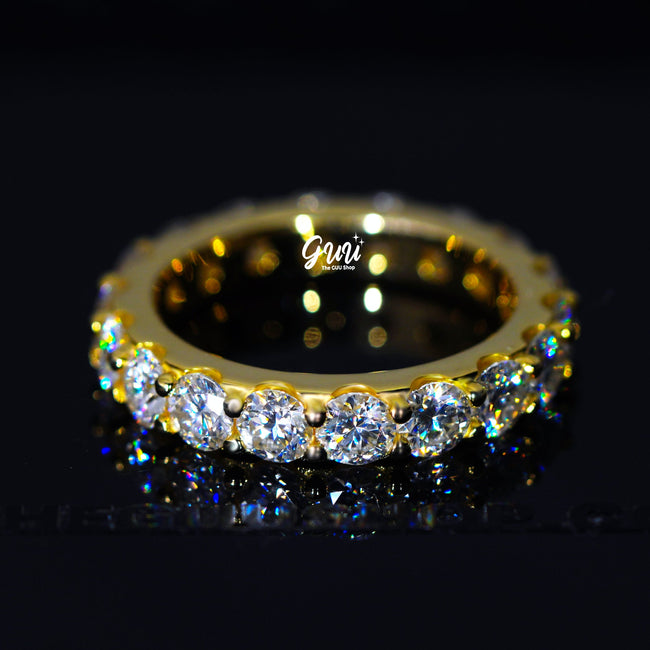 6.00 CARAT VVS Moissanite Single-Row Eternity Ring Main Image
