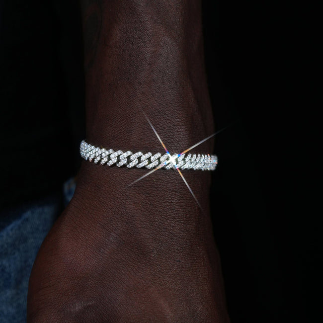 VVS Moissanite 6.5MM Prong Cuban Bracelet Hover Image