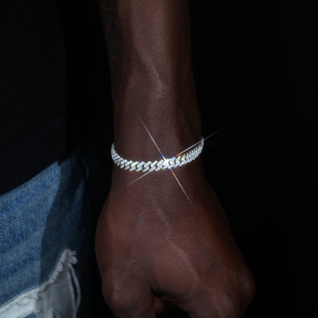 VVS Moissanite 6.5MM Prong Cuban Bracelet Main Image