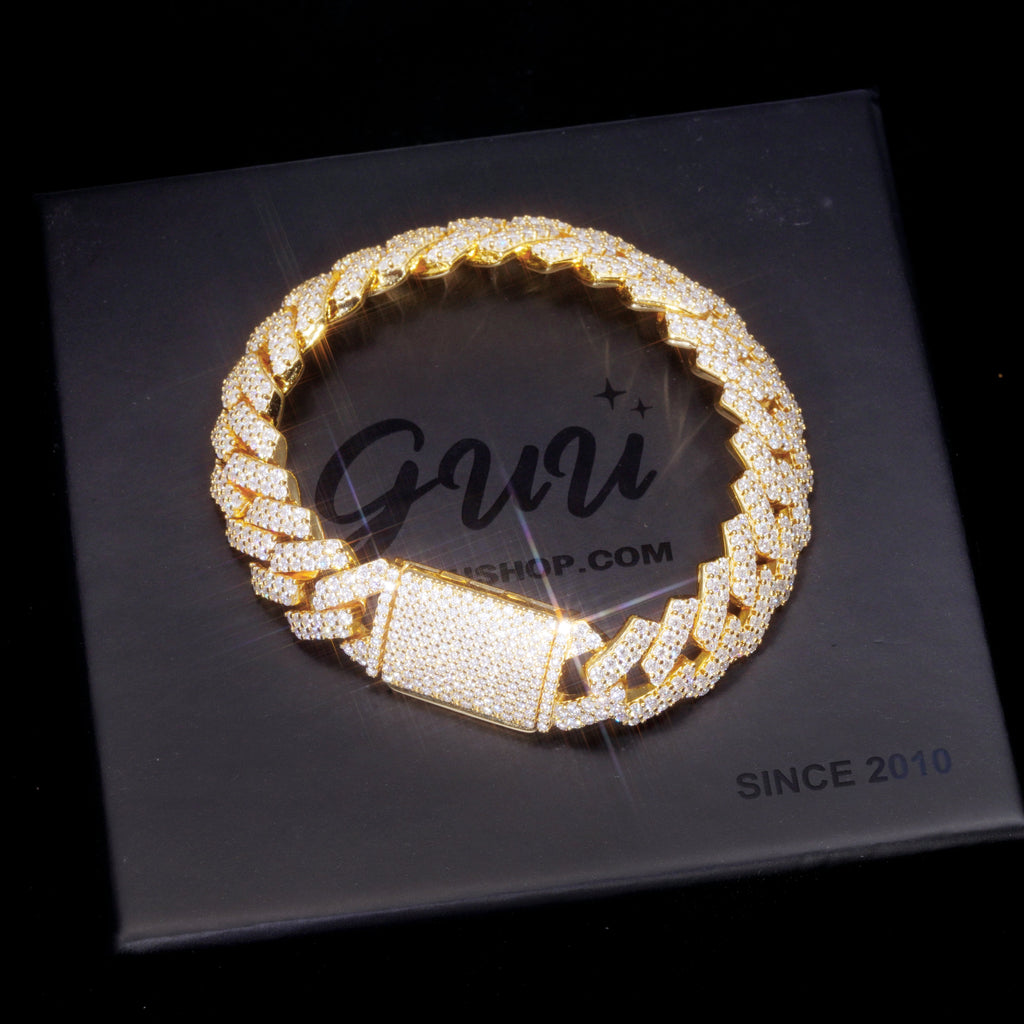 VVS Moissanite 12MM Prong Cuban Bracelet