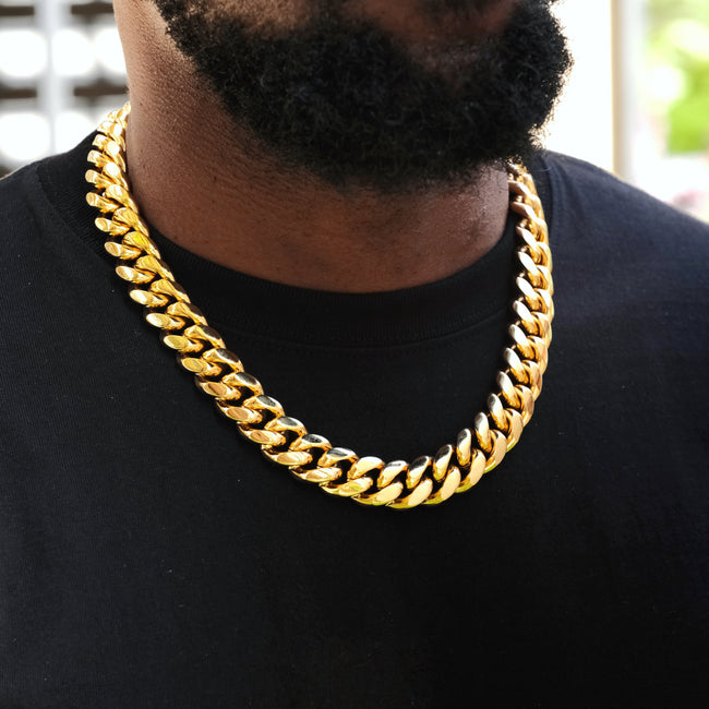 Miami Cuban Link Choker (18mm) in Yellow Gold-Plated Hover Image