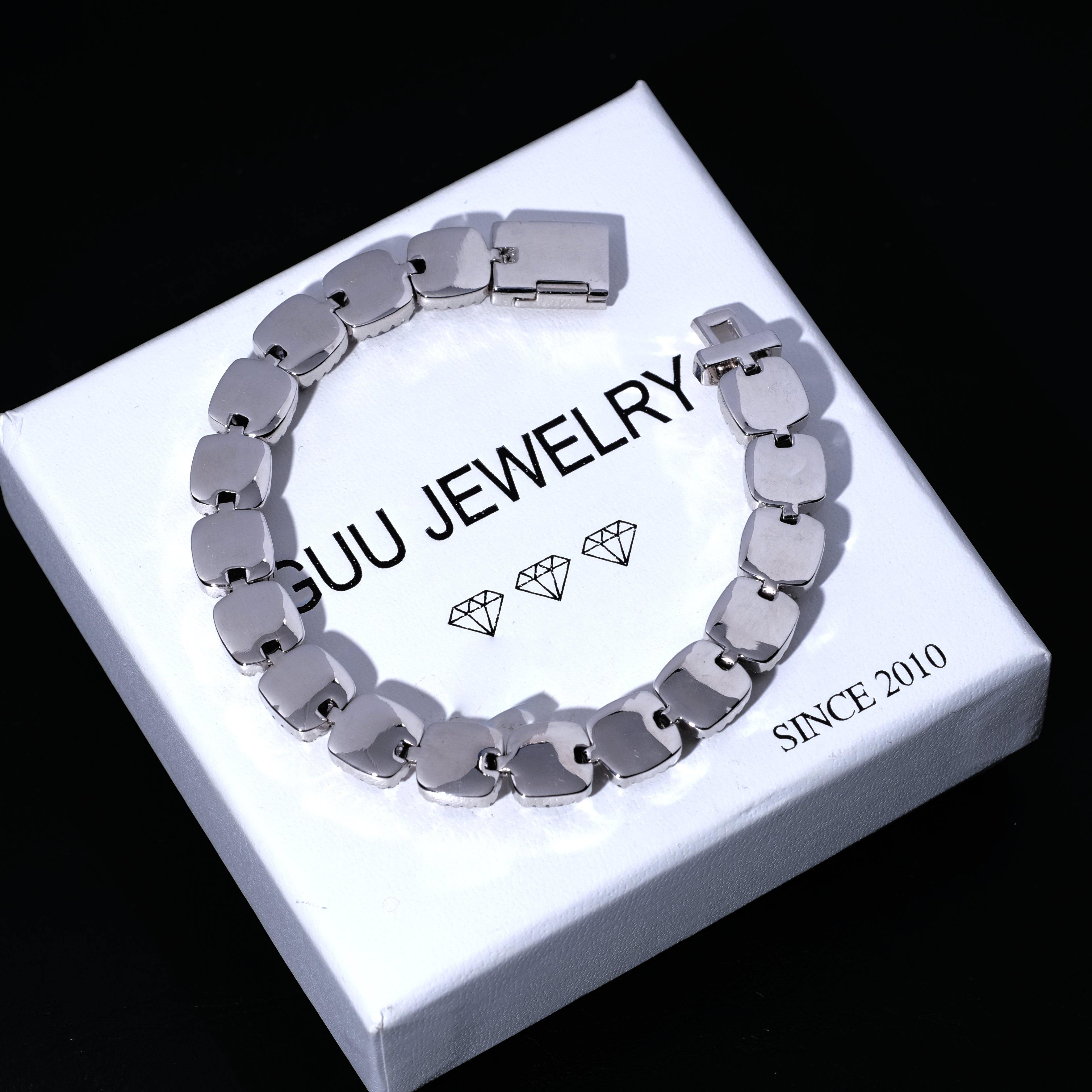 Glacier Clustered Tennis Bracelet in White Gold