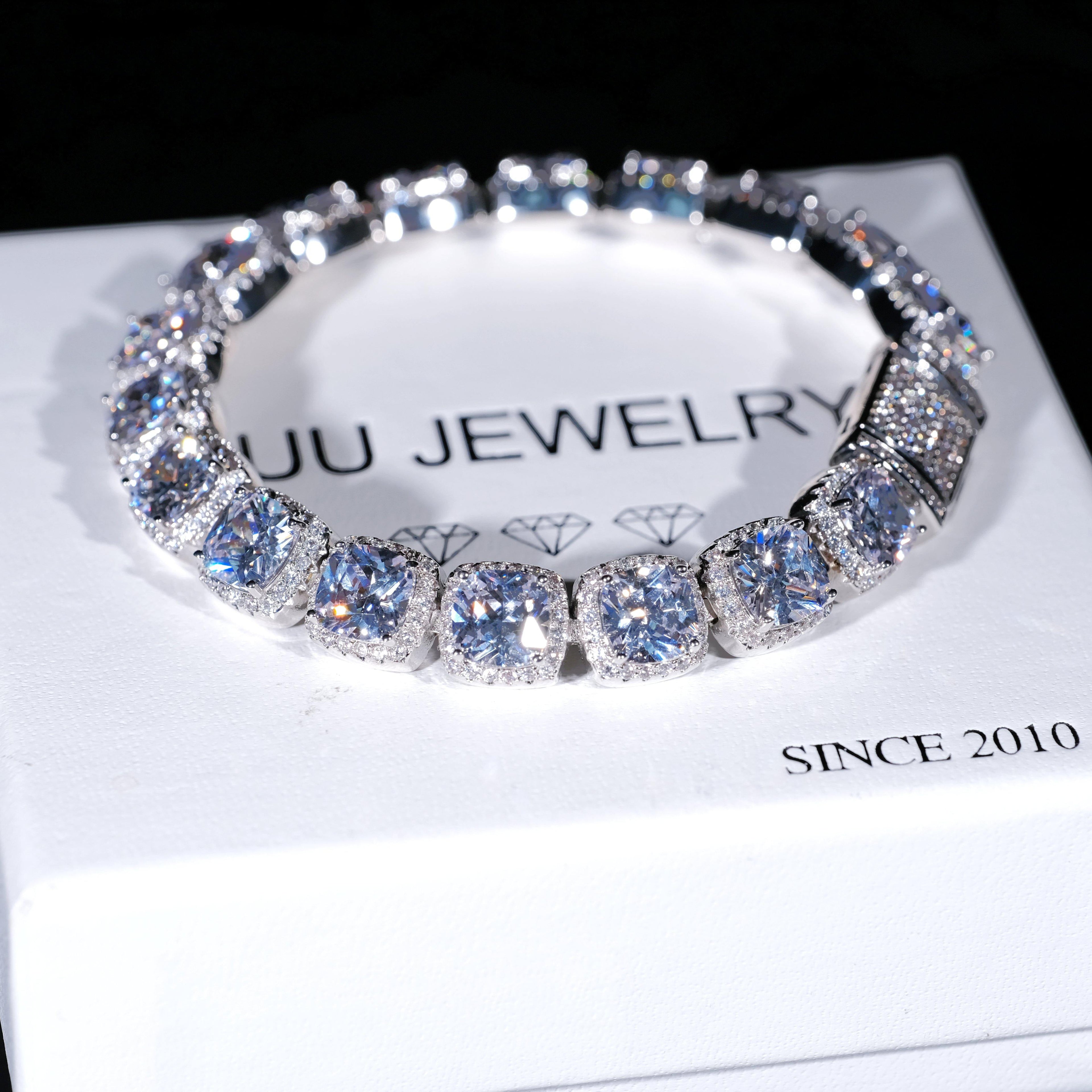 Glacier Clustered Tennis Bracelet in White Gold