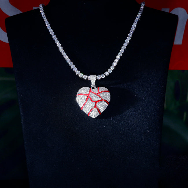 S925 Silver Diamond Cracked heart BlingBling Iced Pendant In WhiteGold-Plated Hover Image