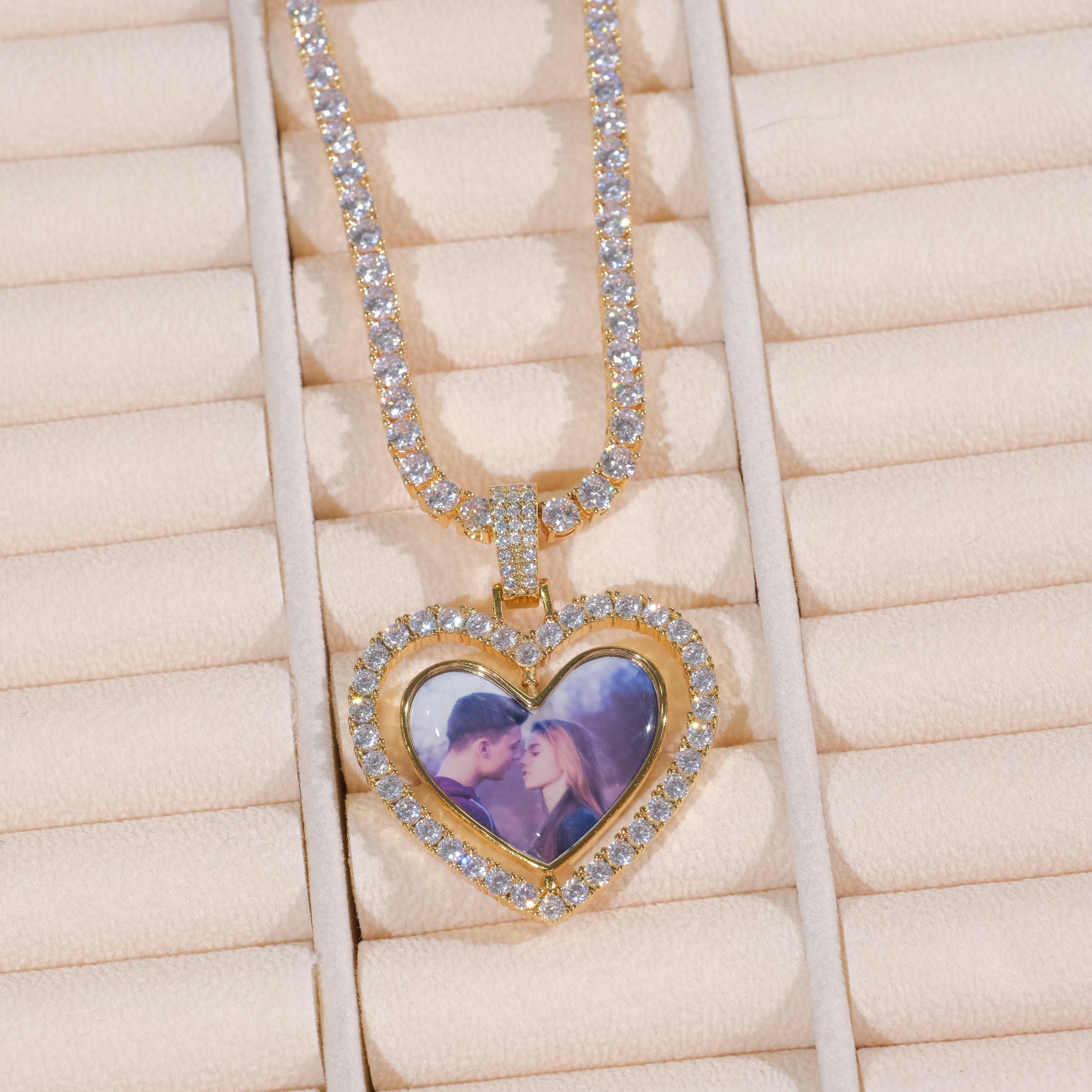 3D Spinning 2-Faced Heart Custom Picture Pendant