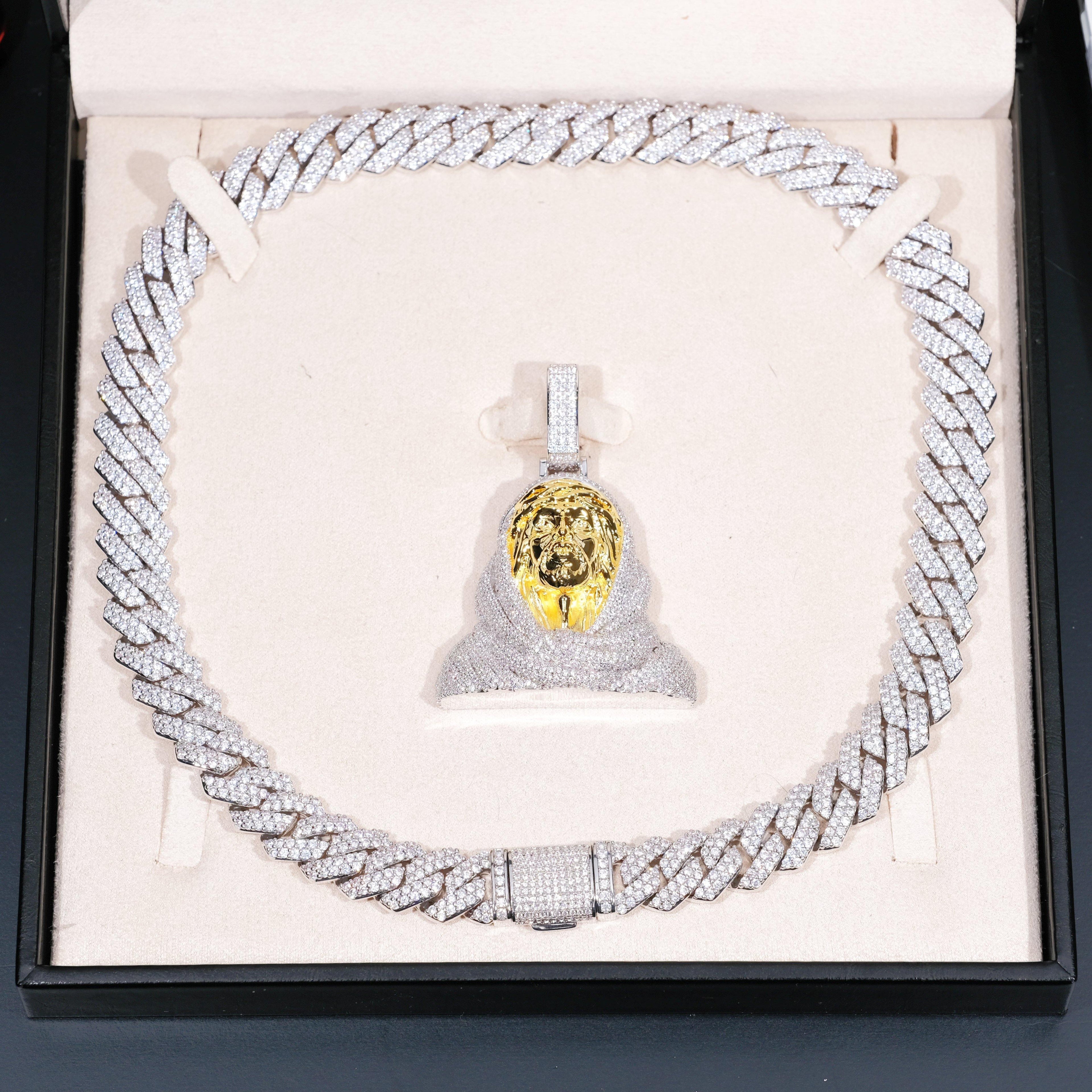 GUU Premium Iced Jesus Pendant